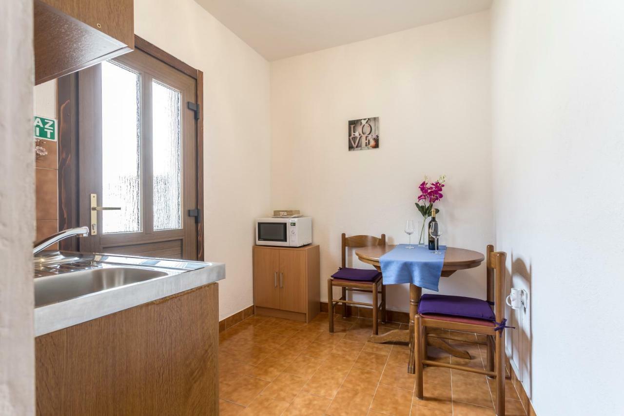 בול Apartmani Bezma מראה חיצוני תמונה