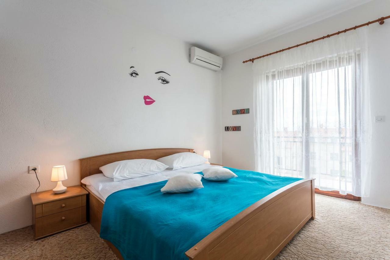 בול Apartmani Bezma מראה חיצוני תמונה