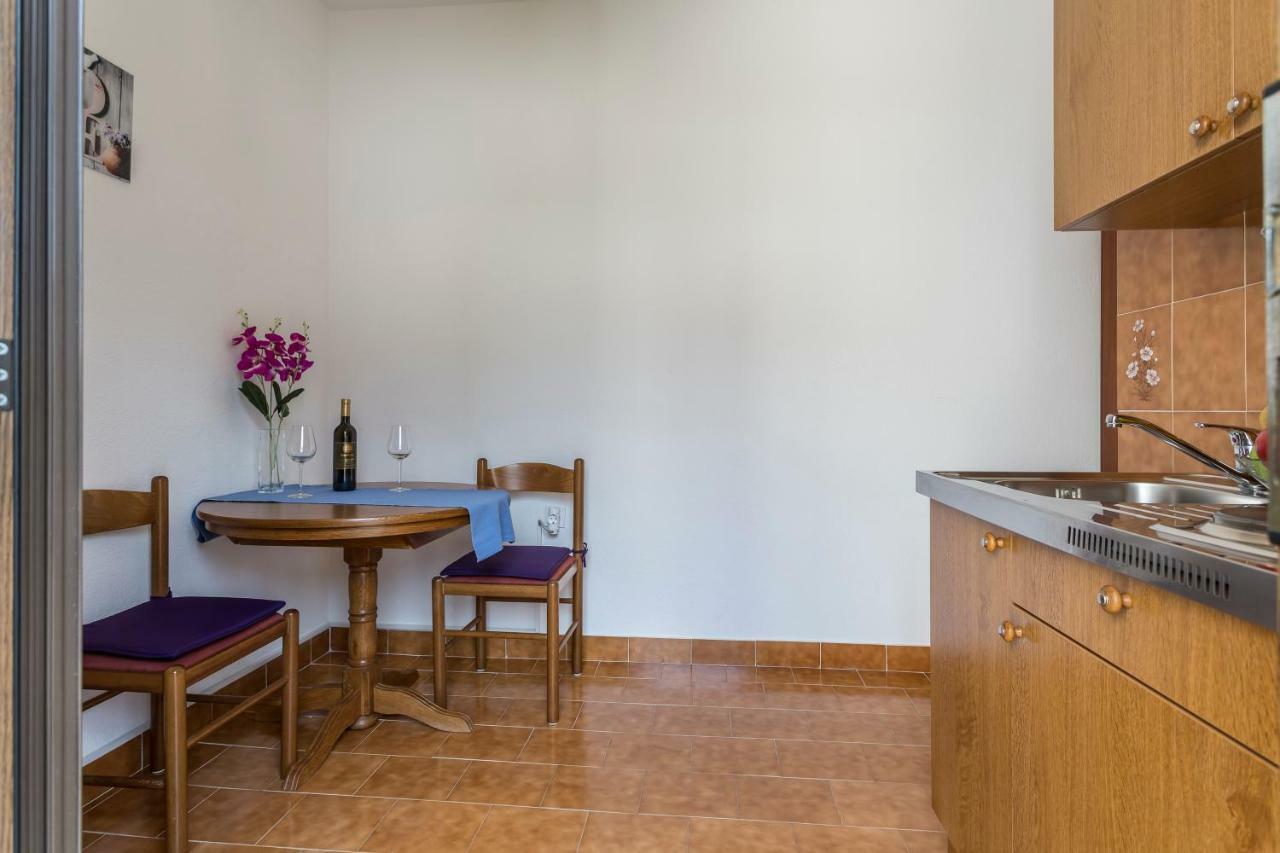 בול Apartmani Bezma מראה חיצוני תמונה