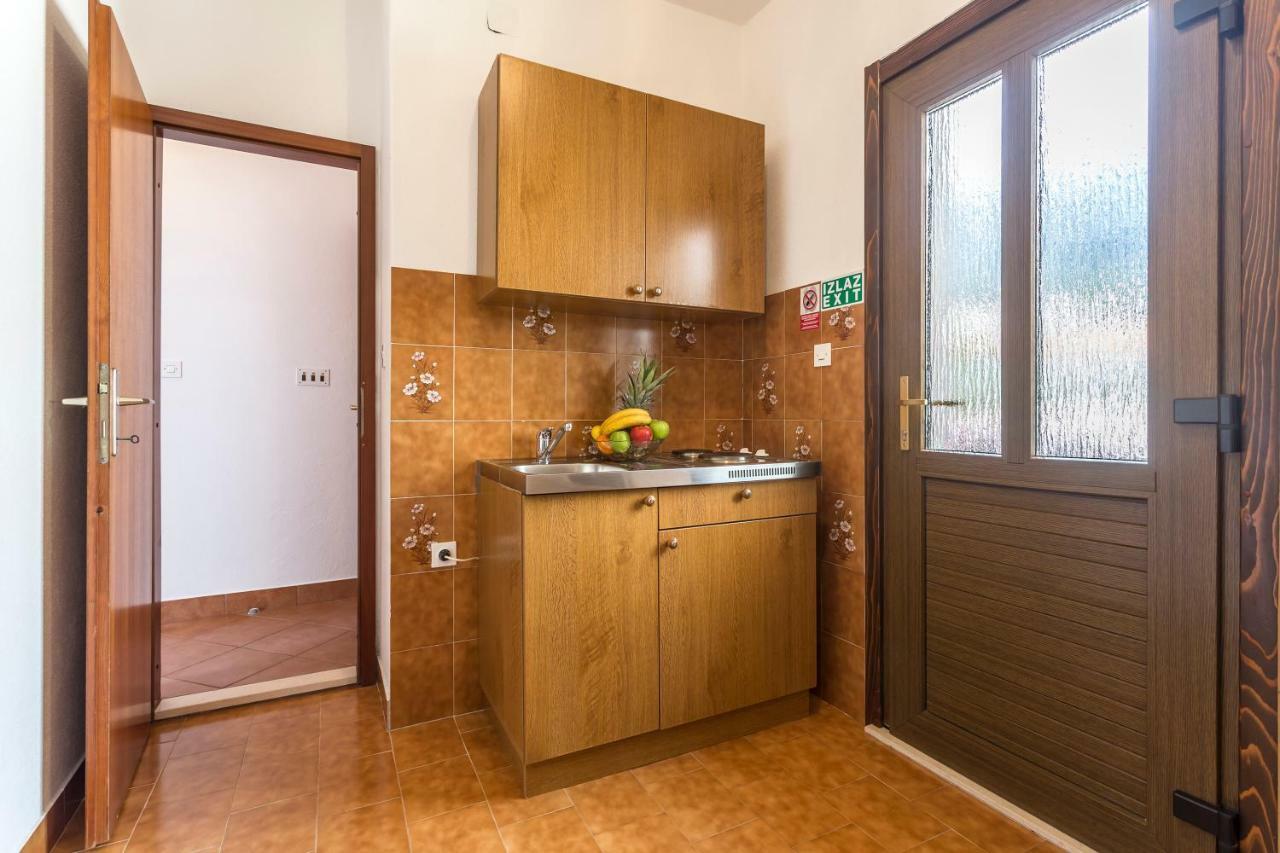 בול Apartmani Bezma מראה חיצוני תמונה